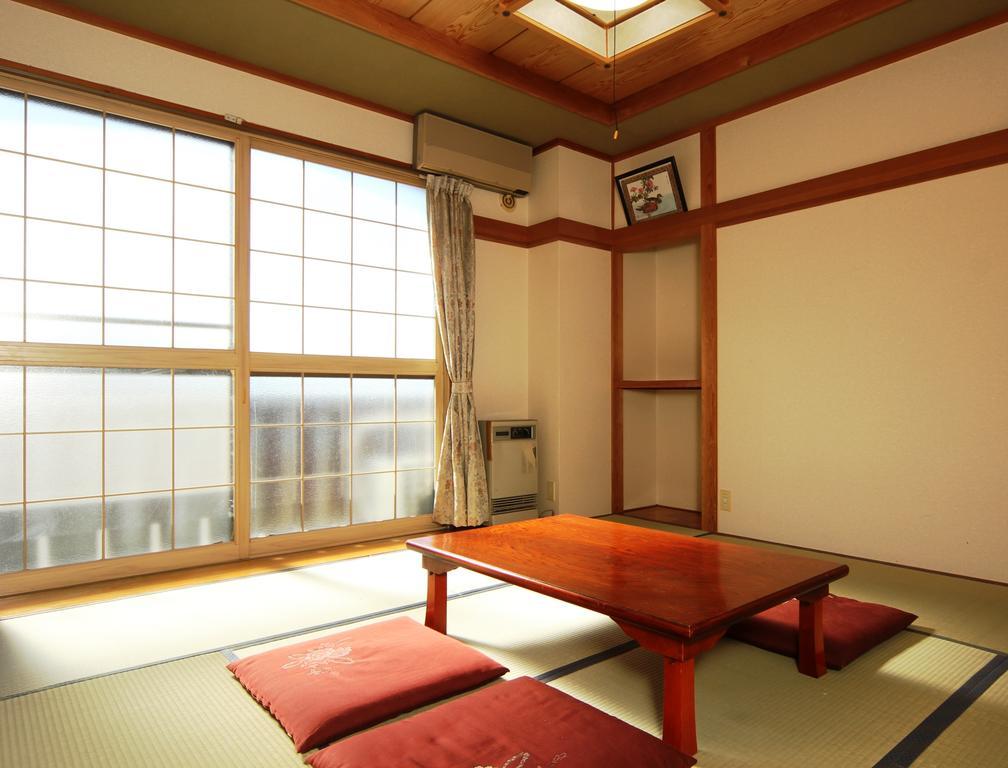 Villa Katashio Нодзаваонсен Экстерьер фото
