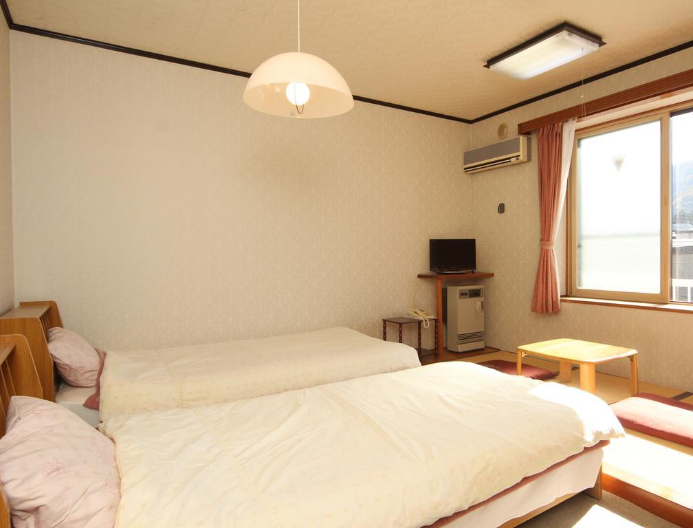 Villa Katashio Нодзаваонсен Экстерьер фото