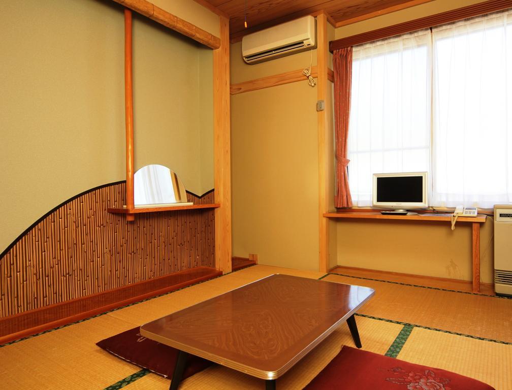 Villa Katashio Нодзаваонсен Экстерьер фото