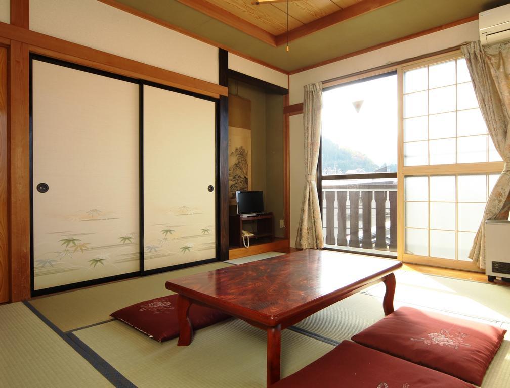 Villa Katashio Нодзаваонсен Экстерьер фото